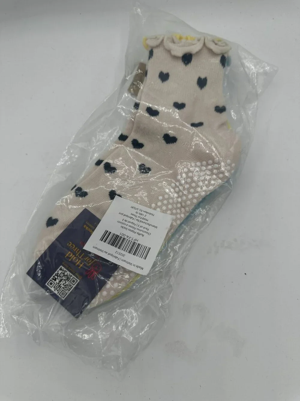 NEW Hold for Three – 3 Pack Ruffle Pilates Socks Hearts Yellow Blue Womens NWT